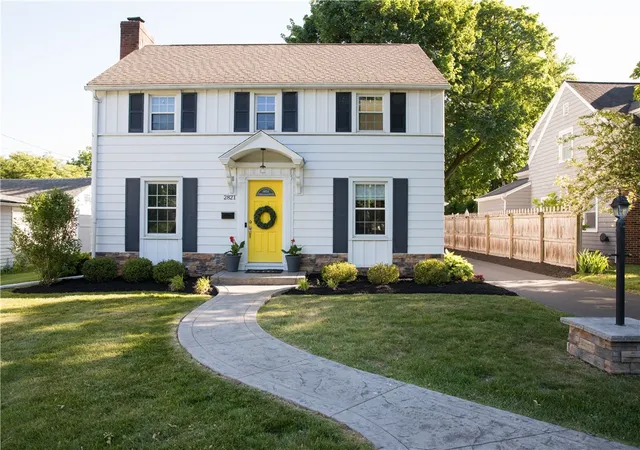 1st image of 2821 Elmwood Ave, Rochester, NY 14618 | MLS# R1689558
