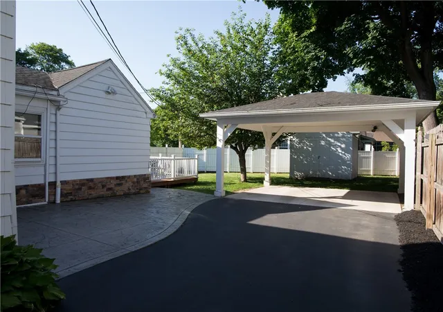 39th image of 2821 Elmwood Ave, Rochester, NY 14618 | MLS# R1689558