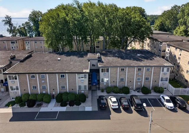 2nd image of 1006 Westage At The, Rochester, NY 14617 | MLS# R1689551