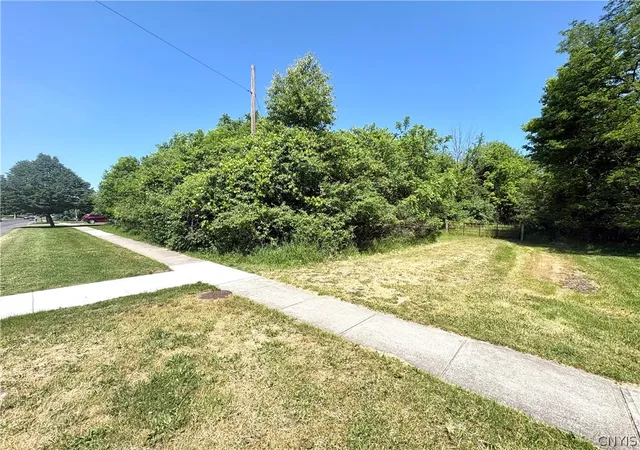 Homes for sale in Auburn, NY | Oak St, Auburn, NY 13021 | MLS# S1689599