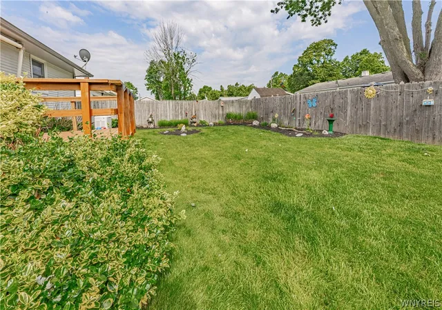 5th image of 41 Carolina Ave, Lockport, NY 14094 | MLS# B1689537