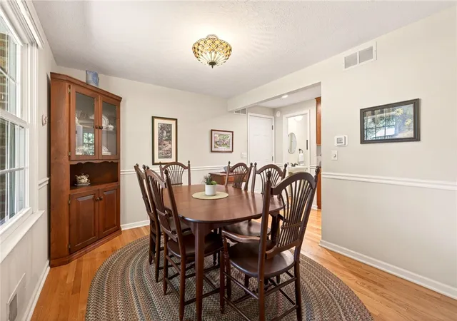 4th image of 1111 Everwild Vw, Webster, NY 14580 | MLS# R1689358