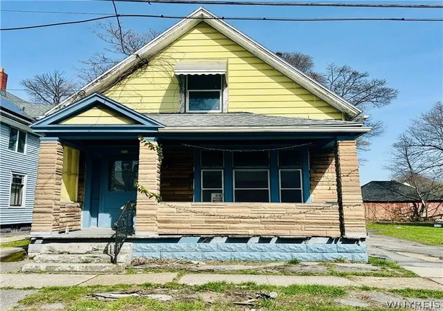 1st image of 301 Peach St, Buffalo, NY 14204 | MLS# B1687043