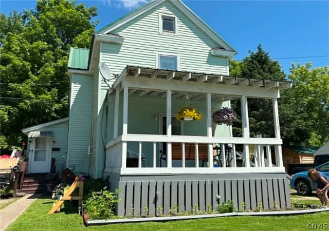 Photo 1 of Sale Pending at 113 West 4th St N, Fulton, NY 13069 | MLS# S1689567 | Listing updated on 2026-07-27
