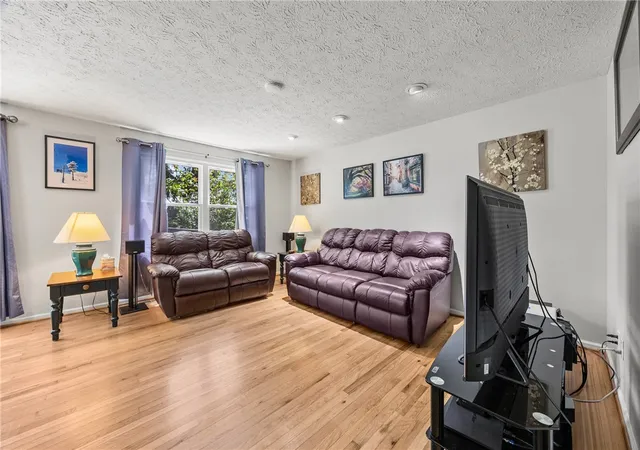 4th image of 1002 Cane Patch, Webster, NY 14580 | MLS# R1689021