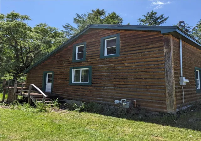 Photo 2 of Single family home for sale at 156 Water St, Perry, NY 14530 | MLS# R1686636 | Listing updated on 2026-07-16