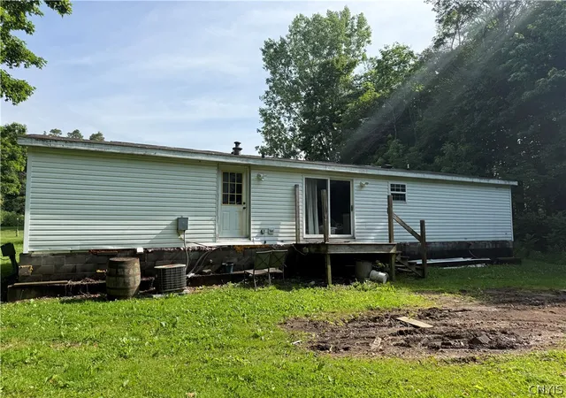 Homes for sale in Volney, NY | 45 Black Creek Rd, Volney, NY 13126 | MLS# S1689671