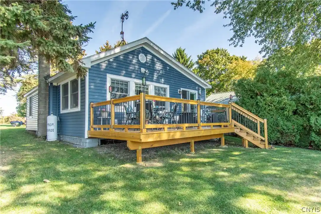 Photo 1 of Sale Pending at 34653 Ross Ln, Cape Vincent, NY 13618 | MLS# S1689494 | Listing updated on 2026-10-12