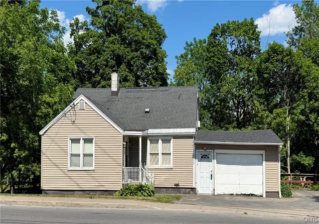 Homes for sale in Westmoreland, NY | 5230 State Route 233, Westmoreland, NY 13490 | MLS# S1689293