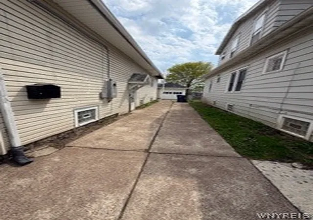 Homes for sale in Buffalo, NY | 59 Pries Ave, Buffalo, NY 14220 | MLS# B1689647