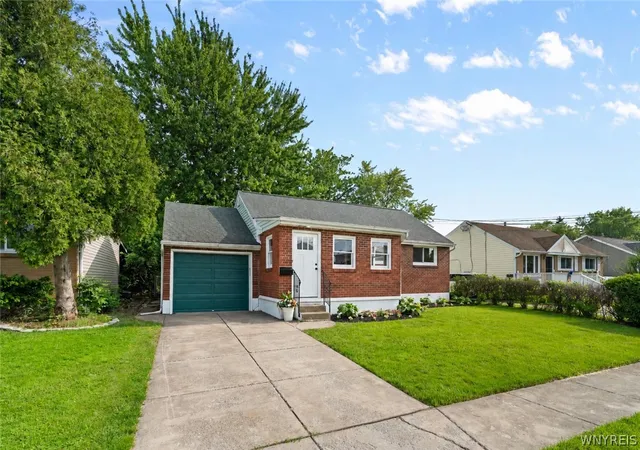 Homes for sale in Cheektowaga, NY | 461 Cherokee Dr, Cheektowaga, NY 14225 | MLS# B1688377