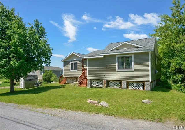 Homes for sale in Alexandria, NY | 48435 Goose Bay Rd, Alexandria, NY 13679 | MLS# S1688239