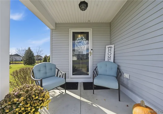 2nd image of 72 Hanover St, Lancaster, NY 14086 | MLS# B1689585