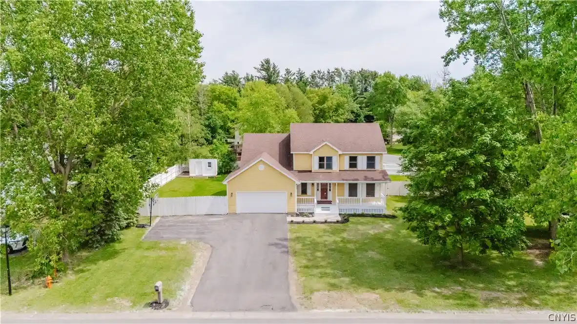 Photo 1 of Single family home for sale at 1419 Loomus Dr, Watertown, NY 13601 | MLS# S1689136 | Listing updated on 2026-08-24