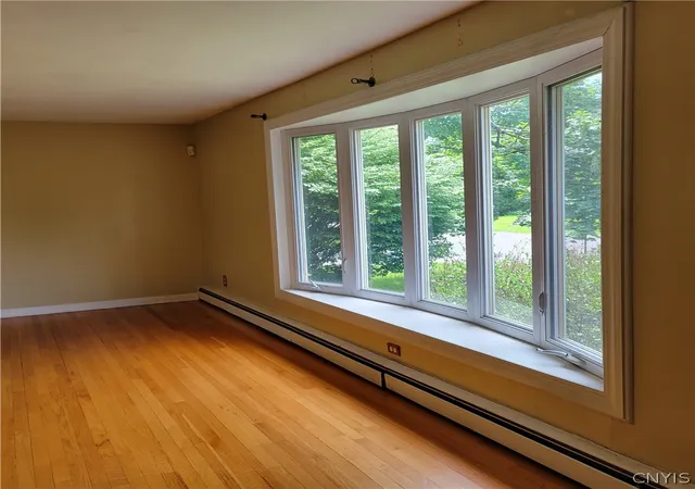 Photo 3 of Single family home for sale at 4829 Candy Ln, Manlius, NY 13104 | MLS# S1689740 | Listing updated on 2026-07-14