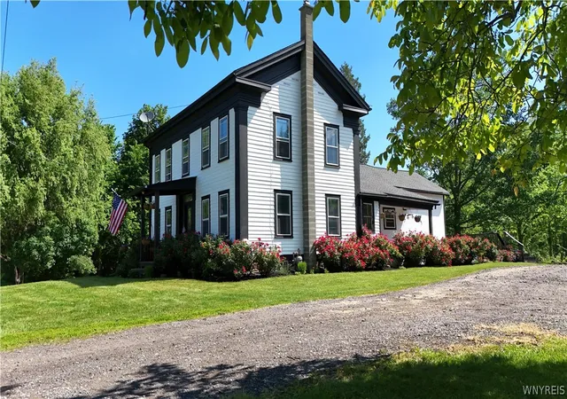 3rd image of 2601 Wilson Cambria Rd, Wilson, NY 14172 | MLS# B1687829