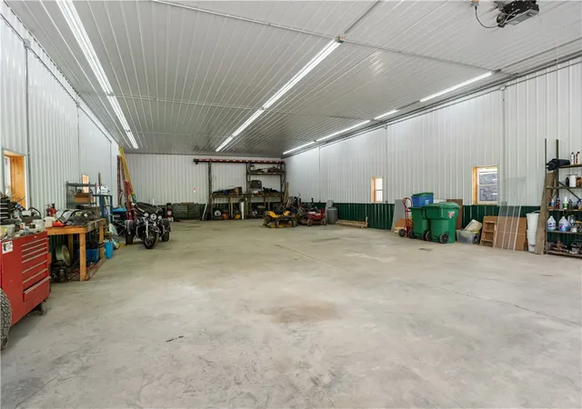 4th image of 2560 Pond Rd, Lima, NY 14485 | MLS# R1688586