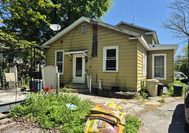 3rd image of 129 N Broad St, Norwich, NY 13815 | MLS# R1689752