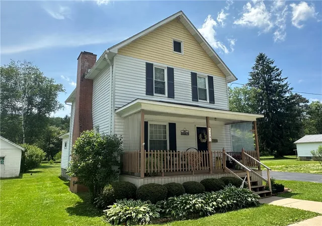 Homes for sale in Smethport, PA | 1191 Hilton Ave, Smethport, PA 16749 | MLS# R1689375