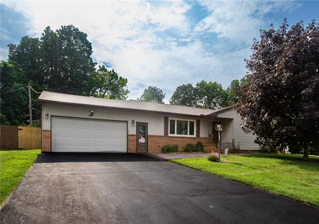Homes for sale in Gates, NY | 74 Tarwood Dr, Gates, NY 14606 | MLS# R1689536