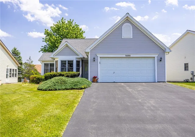 Homes for sale in Macedon, NY | 1496 Woodsview Wy, Macedon, NY 14502 | MLS# R1689796