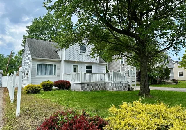 Homes for sale in West Seneca, NY | 20 Warren Ave, West Seneca, NY 14224 | MLS# R1687812
