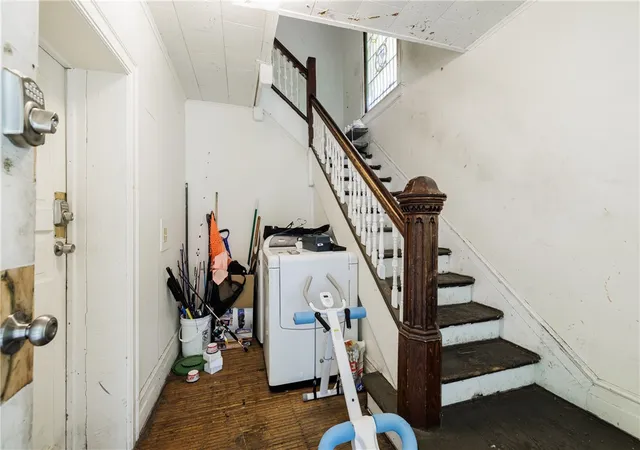 Homes for sale in Rochester, NY | 208 Kenwood Ave, Rochester, NY 14611 | MLS# R1689429