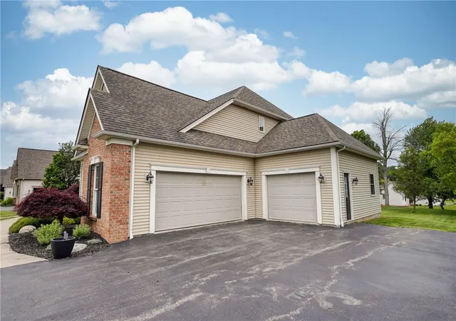 4th image of 32 Watersong Trail, Webster, NY 14580 | MLS# R1686115