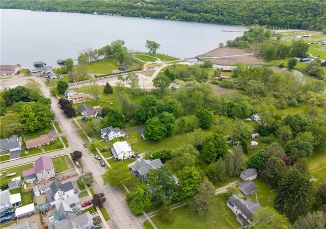 5th image of 31 Liberty St, Hammondsport, NY 14840 | MLS# R1689746