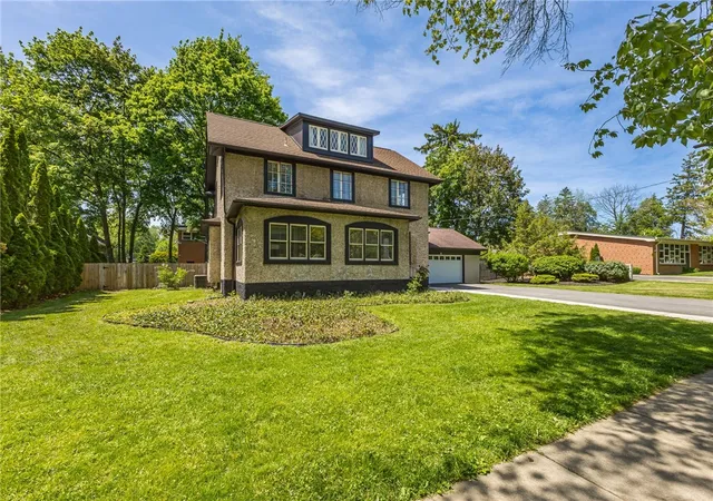 1st image of 21 Rand Pl, Pittsford, NY 14534 | MLS# R1688673