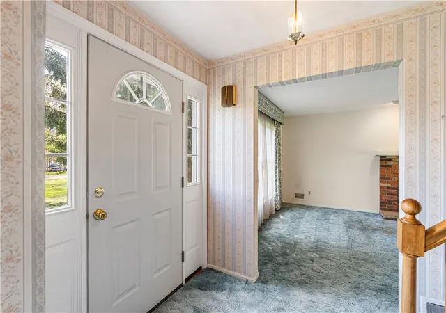 3rd image of 2408 Rush Mendon Rd, Honeoye Falls, NY 14472 | MLS# R1689820