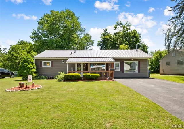 Homes for sale in Whitestown, NY | 48 Beechnut, Whitestown, NY 13492 | MLS# S1686236