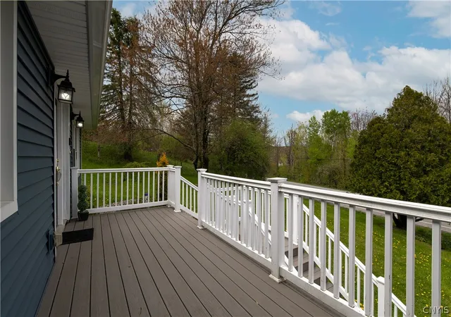 Homes for sale in Frankfort, NY | 1184 Higby Rd, Frankfort, NY 13456 | MLS# S1687198