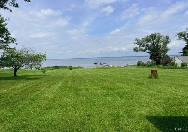 2nd image of 3019 Colleens Way Way, Canastota, NY 13032 | MLS# S1689838