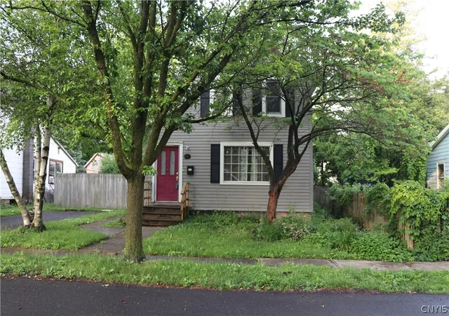 Homes for sale in Manlius, NY | 407 Walnut St, Manlius, NY 13066 | MLS# S1689526
