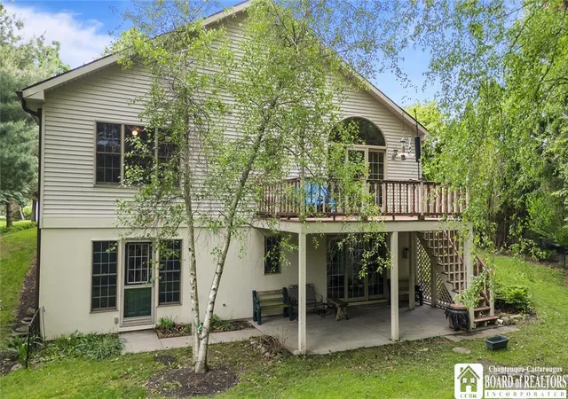 5th image of 315 Chestnut St, Pomfret, NY 14063 | MLS# R1687057