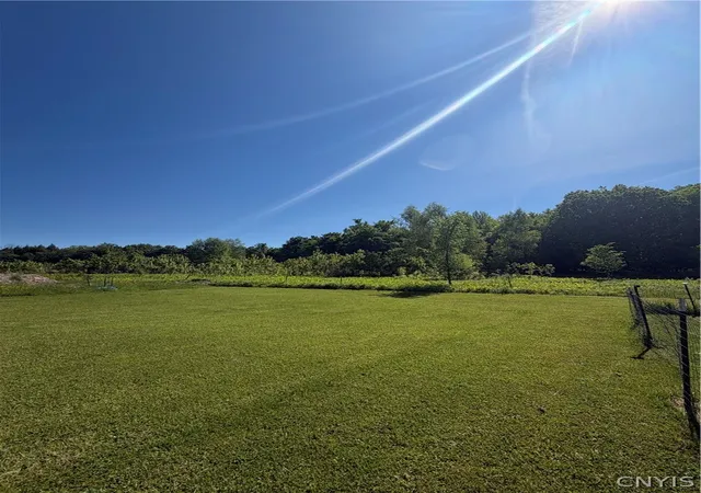 Homes for sale in Camden, NY | 11116 Vanburen Rd, Camden, NY 13483 | MLS# S1688649
