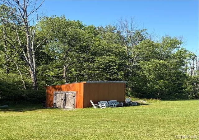 Homes for sale in Camden, NY | 11116 Vanburen Rd, Camden, NY 13483 | MLS# S1688649