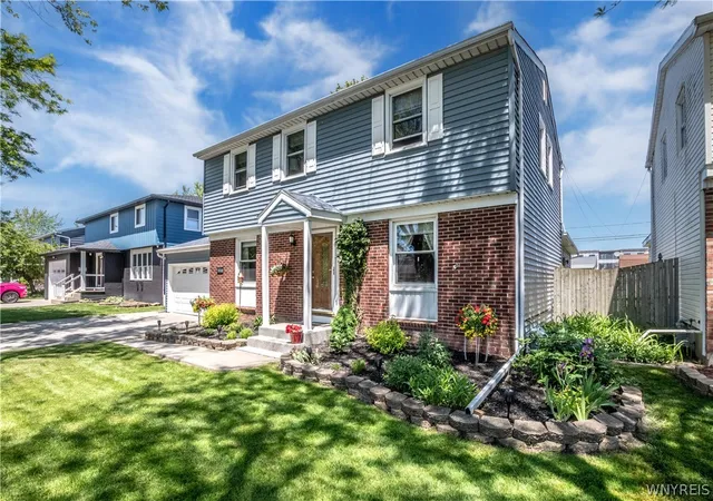 2nd image of 287 Brookside Ter, Tonawanda, NY 14150 | MLS# B1689840