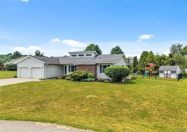 Homes for sale in Cortland, NY | 3627 Worthington Pl, Cortland, NY 13045 | MLS# S1687696