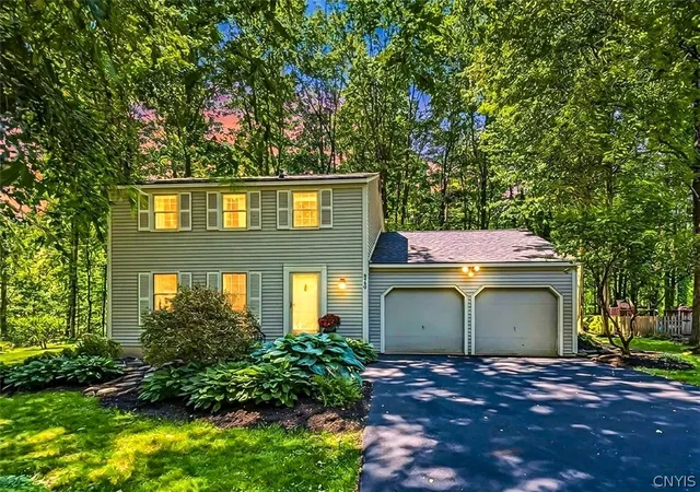 1st image of 8750 Tallwood Rdg, Lysander, NY 13027 | MLS# S1689738
