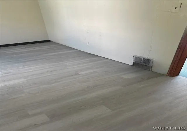 Photo 25 of Single family home for sale at 246 Carl St, Buffalo, NY 14215 | MLS# B1685733 | Listing updated on 2026-07-13
