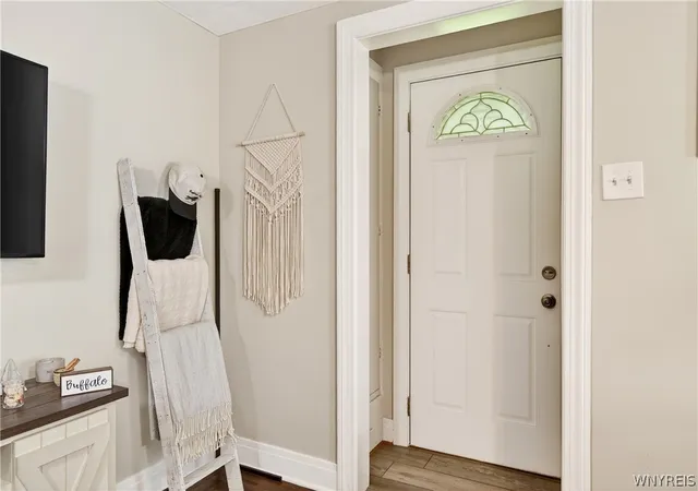 Photo 3 of Sale Pending at 14 Fowler Ave, Buffalo, NY 14217 | MLS# B1689870 | Listing updated on 2026-07-02