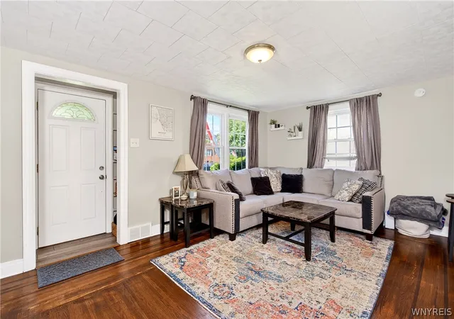 Photo 3 of Sale Pending at 14 Fowler Ave, Buffalo, NY 14217 | MLS# B1689870 | Listing updated on 2026-07-02