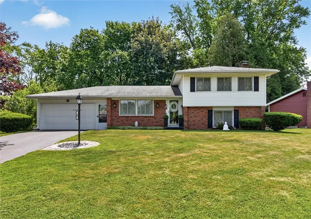 Homes for sale in Greece, NY | 60 Marble Dr, Greece, NY 14615 | MLS# R1689645