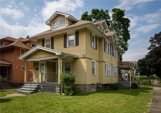 1st image of 168 Ellicott St, Rochester, NY 14619 | MLS# R1689808