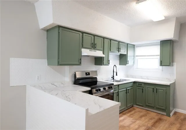 4th image of 168 Ellicott St, Rochester, NY 14619 | MLS# R1689808