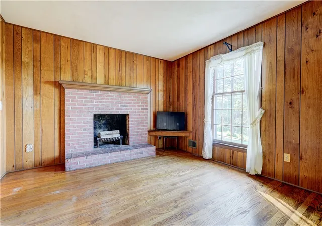 5th image of 44 Kings Lacey, Fairport, NY 14450 | MLS# R1676946