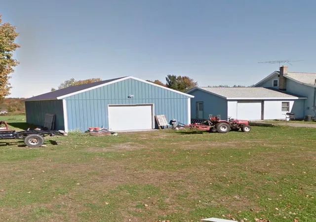 Photo 5 of Sale Pending at 124 Johnson Rd, Parish, NY 13131 | MLS# R1689881 | Listing updated on 2026-07-13