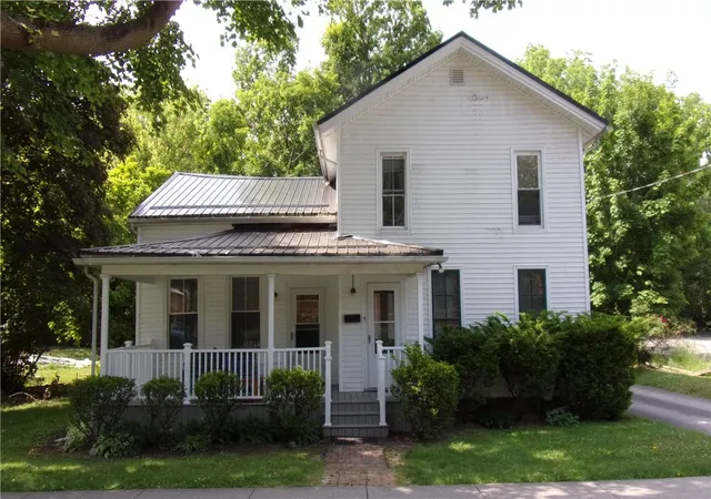 1st image of 10 North St, Geneseo, NY 14454 | MLS# R1689718